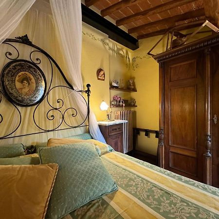 Casa Giulia, Il Gioiello Del Borgo Leilighet Certaldo Eksteriør bilde