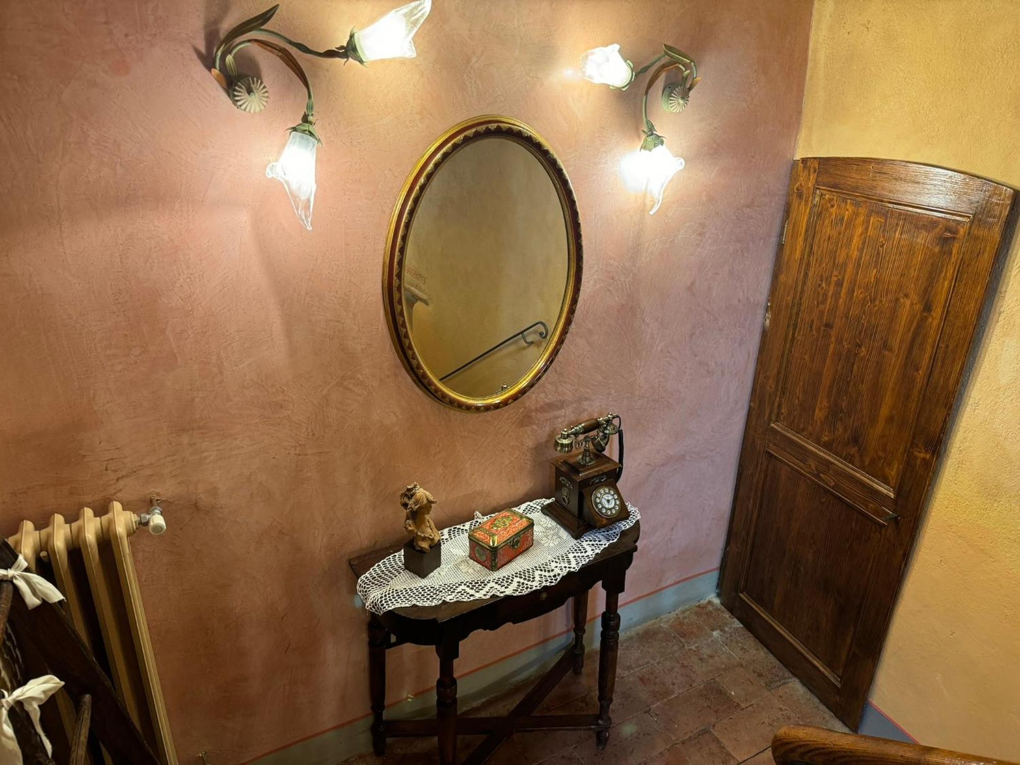 Casa Giulia, Il Gioiello Del Borgo Leilighet Certaldo Eksteriør bilde