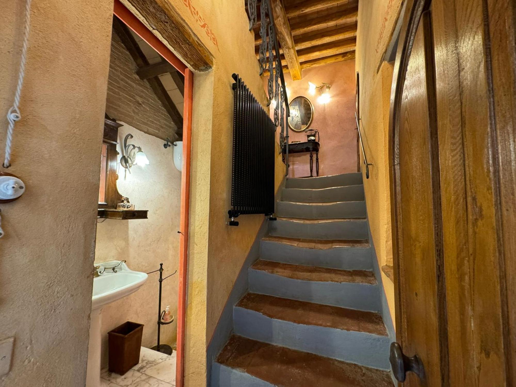 Casa Giulia, Il Gioiello Del Borgo Leilighet Certaldo Eksteriør bilde